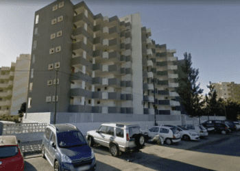 Edifici de vivendes a l'avinguda de Sant Jordi. Imatge d'arxiu.