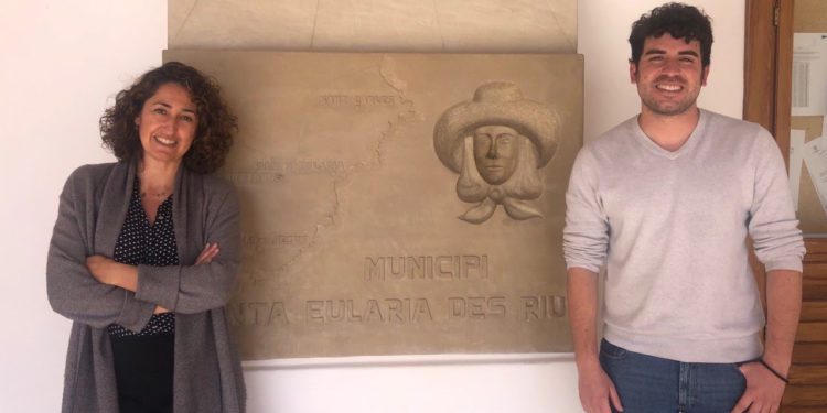 Los concejales de Unidas Podemos en Santa Eulària, Marta Maicas y Óscar Rodríguez. Foto: UP.