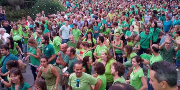 Imatge d'arxiu d'una protesta de docents al Parc de la Pau (Vila). Autor: V. Ribas.