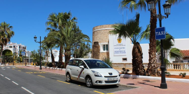 Taxi en Santa Eulària. Ayuntamiento de Santa Eulària
