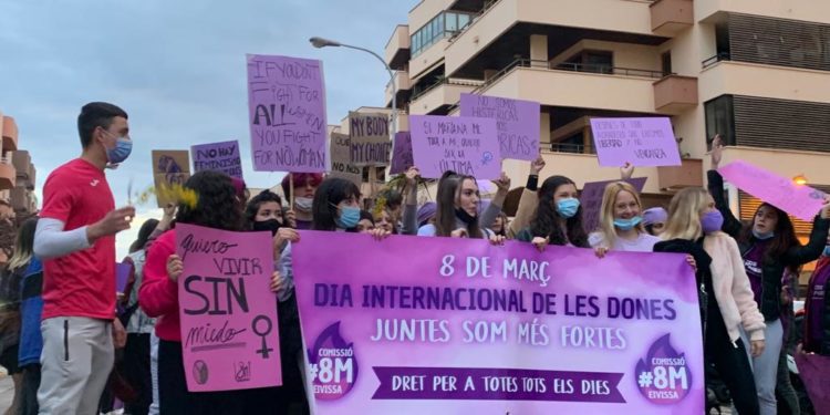 8M a Vila. Foto: Toni Escandell.