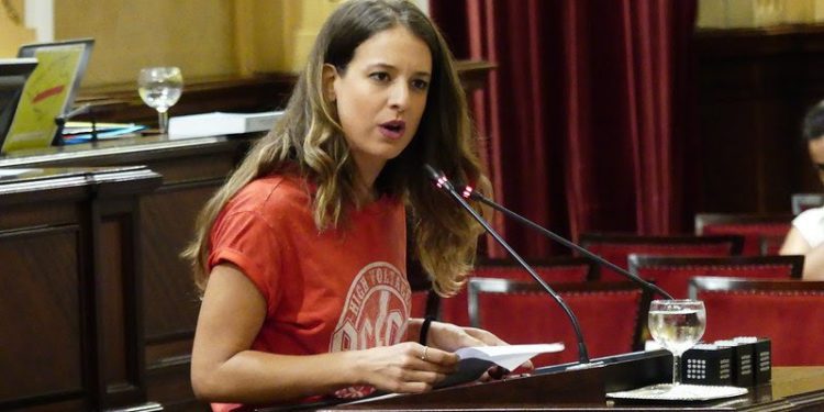La vicepresidenta del Parlament, Gloria Santiago, en una imagen de archivo. Unidas Podemos.