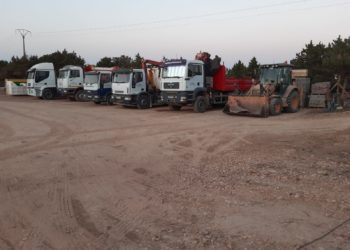 Imagen de archivo de vehículos de la empresa Transportes y Grúas Formentera, que siguió el paro de marzo. Foto: Transportes y Grúas Formentera.