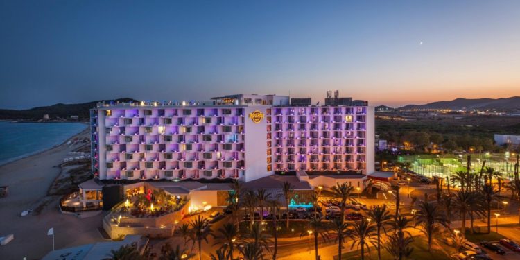 Hard Rock Hotel Ibiza. Imagen cedida por Palladium Hotel Group.