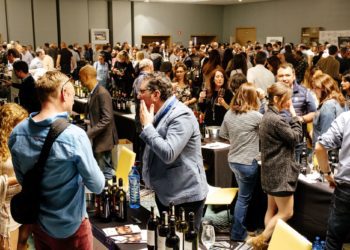 Imagen de archivo de una feria Viniterraneus de Ibiza