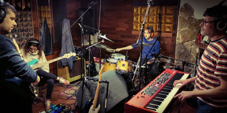 Sequoia Tree durante la grabación del disco.