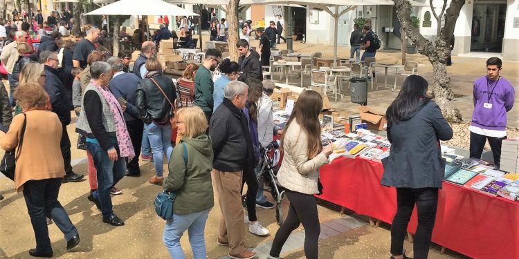 Diada de Sant Jordi en Ibiza en una imagen de archivo