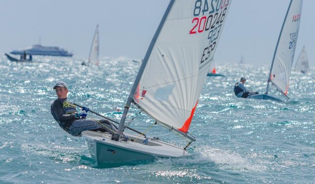 Imagen del nuevo líder, Juan Santos (CN Altea), en una de las mangas del nacional. Foto: Sebastián Candela
