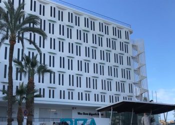 Un hotel de Platja d'en Bossa. Foto L. F. A.