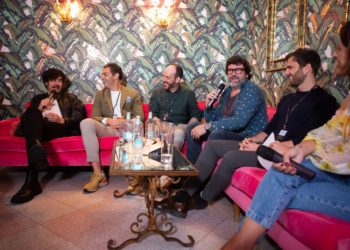 Imagen de la mesa redonda celebrada este jueves con los actores de la serie. Cedida por Ibicine.