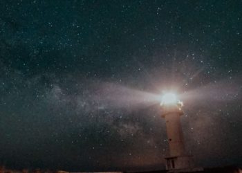 Imatge nocturna del cel de Formentera. Foto: Asier Arranz i Dalila Dawid.