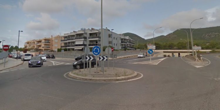 Imagen de la rotonda en la que ha tenido lugar el accidente. Google Maps.