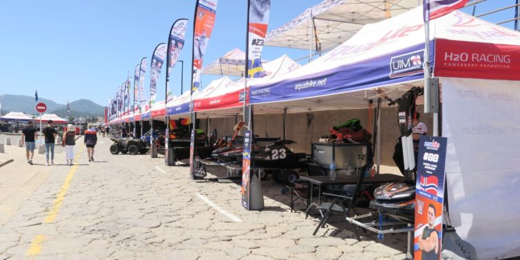 Motos del Campeonato Mundial de Aquabike Class Pro. Ayuntamiento de Sant Antoni.