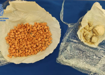 Pastillas y rocas de MDMA incautadas. Foto Policía Nacional
