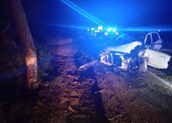 Estado en el que ha quedado el coche tras el impacto. Foto Bombers Consell Formentera
