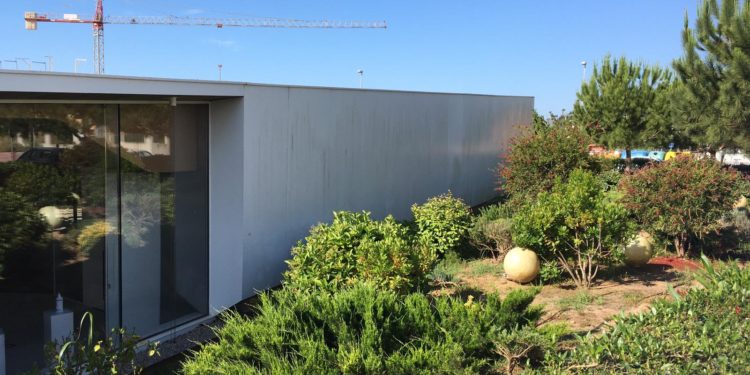 Zona en la que se encontró al herido, al lado del Centro Cultural de Jesús. Foto: Toni Escandell.