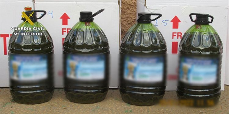 Imágenes facilitadas por la Guardia Civil del operativo