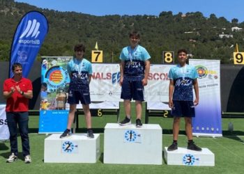 Podio de la categoría infantil masculina del provincial