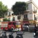 Los bomberos del Parque Insular del Consell, tras sofocar el incendio y asegurar el local en presencia de la Policía Local de Ibiza. Foto: L. F. A