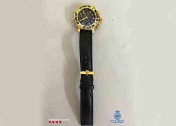 El reloj en cuestión en una imagen de los Mossos.