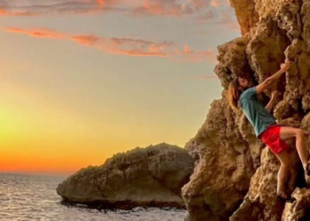 Jared Leto practicando psicobloc en Ibiza. Instagram Jared Leto.