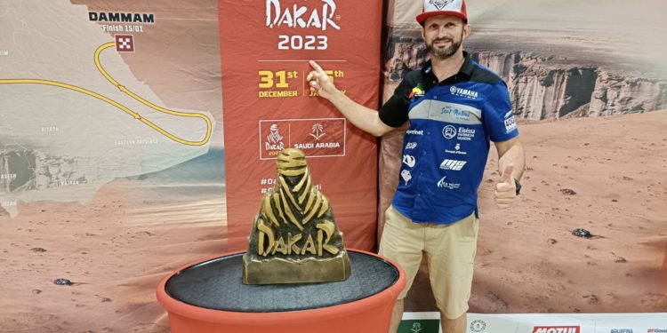 Toni Vingut en la presentación del Dakar 2023. Imagen cedida por Motoclub d'Eivissa.