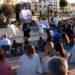 Las activistas en la pasarela. Imagen cedida por Extinction Rebellion.