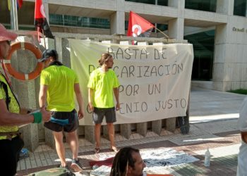 Protesta reciente de socorristas en Ibiza. Imagen cedida a Noudiari.