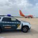 Avión afectado por la amenaza de bomba, en una imagen facilitada por la Guardia Civil de Baleares.