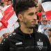 Atakan Karazor. Imagen Jeollo von VfB-exklusiv.de de Wikipedia