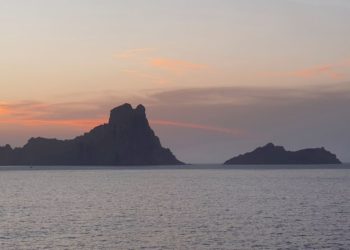 Es Vedrà i es Vedranell. Autor: Macondo