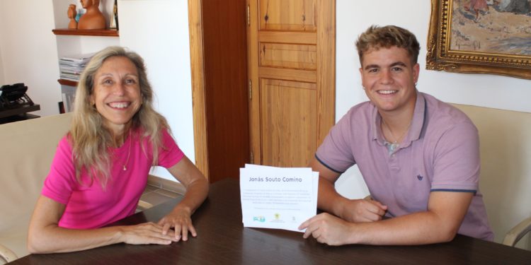 Carmen Ferrer y Jonás Souto.