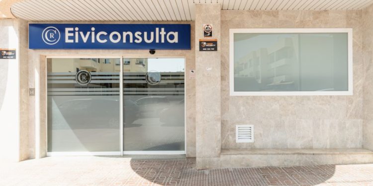 Una de las Eiviconsultas del Grupo Policlínica.