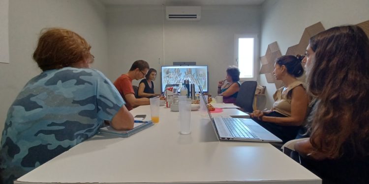 Presentación del último 'Informe 4 islas', ayer en Ibiza. Imagen cedida por IbizaPreservation.