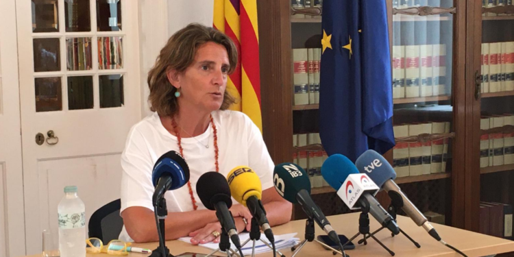 La vicepresidenta y ministra Teresa Ribera, este miércoles en Menorca. Foto: Ministerio para la Transición Ecológica y el Reto Demográfico.