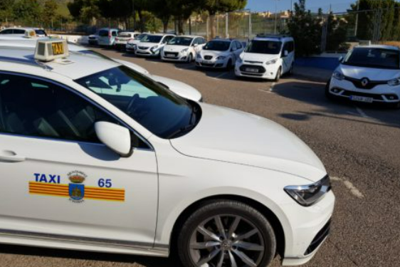 Imatge d'arxiu de taxis.