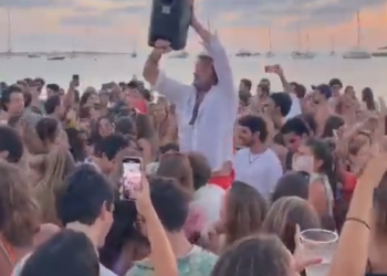 Fiesta ilegal en el Parque Natural de Formentera.