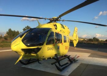 Imagen de un helicóptero medicalizado