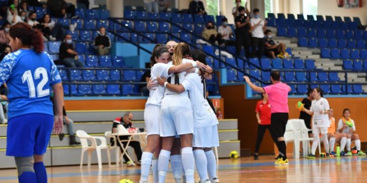 Una imagen del equipo de fútbol sala femenino de La Peña