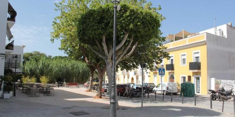 Plaça Nova de Santa Gertrudis. Foto Ayuntamiento de Santa Eulària