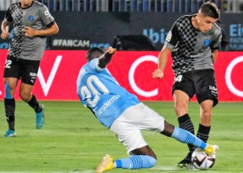 En la imagen, un lance del encuentro entre la UD Ibiza y el Alavés de la primera vuelta de la Liga.