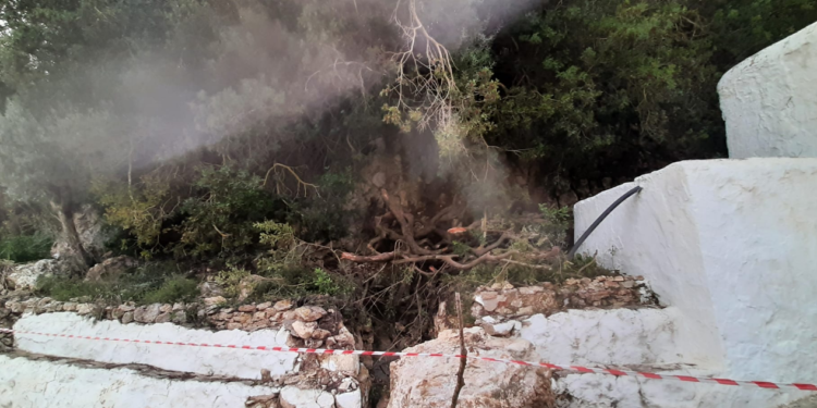Imagen de los desperfectos. Foto: Ayuntamiento de Santa Eulària.