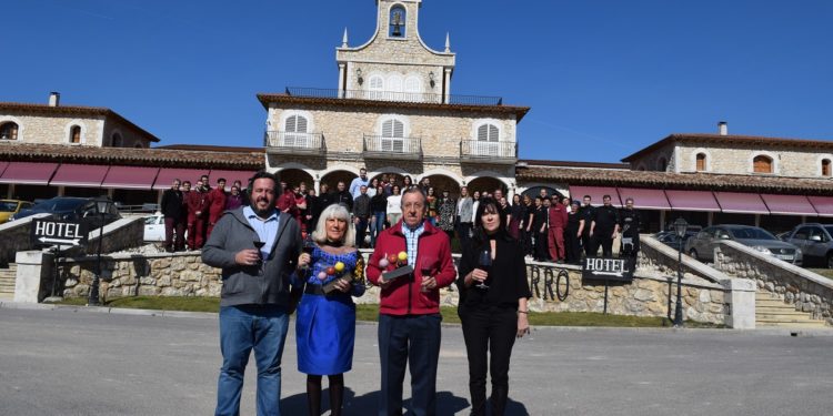 Ignacio Arzuaga, María Luisa Navarro, Florentino Arzuaga y Amaya Arzuaga en una imagen de la empresa.