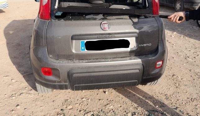 Uno de los coches que han sufrido un robo en Sant Antoni