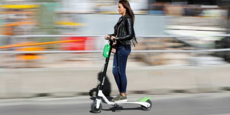 Imagen de archivo de un patinete