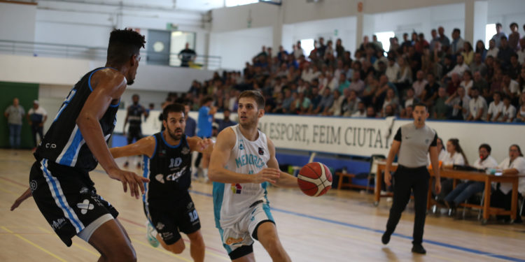 Imágenes del partido de Antxon Castresana.