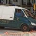Una furgoneta de la Guardia Civil ha sufrido un accidente en las obras de Isidor Macabich. Fotos Noudiari