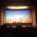 El Cine Regio completamente lleno en el estreno de 'En temporada baja' hace unos días, con parte del equipo dirigido por David Marqués.