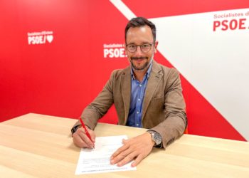 Rafa Ruiz en la sede del PSOE.