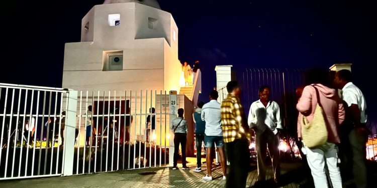 Visites a l'Observatori de Puig des Molins. Imatge cedida per l'AAE.